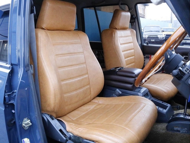 Toyota Land Cruiser 60 7