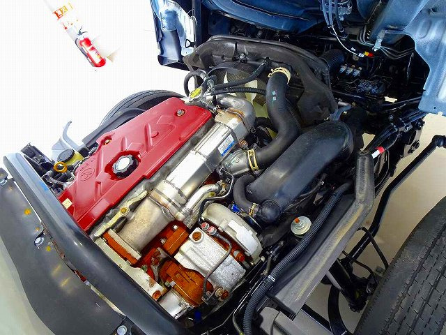 Hino Dutro 9