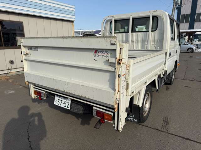 Toyota Dyna 8