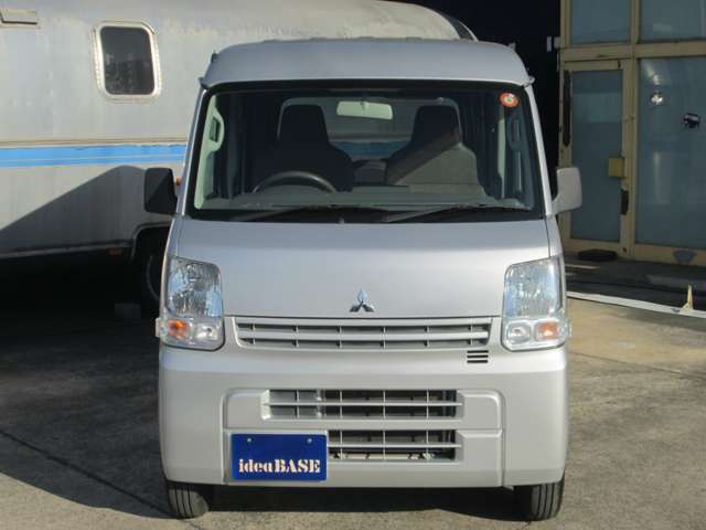 Mitsubishi Minicab Van 5
