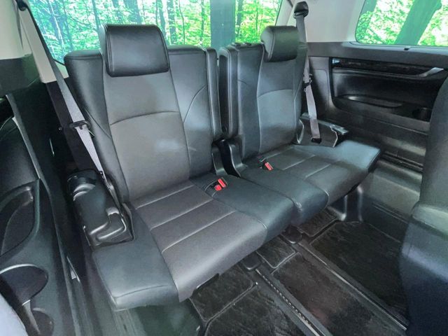 Toyota Alphard 10