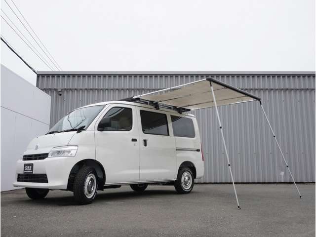 Toyota Town Ace Van 3