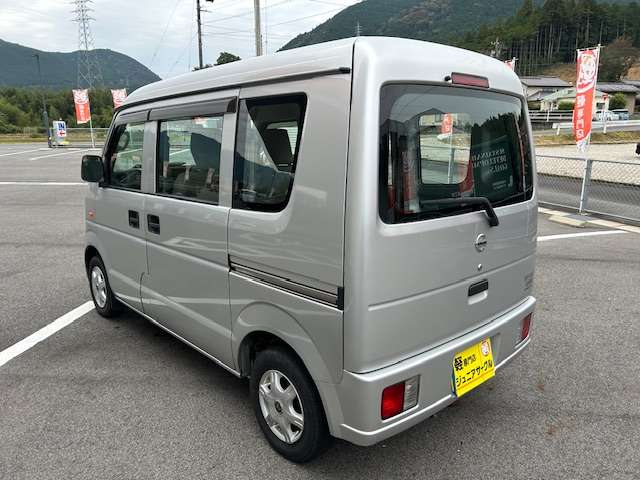 Nissan NV100 Clipper 8