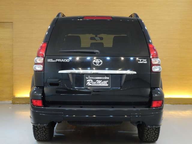 Toyota Land Cruiser Prado 6