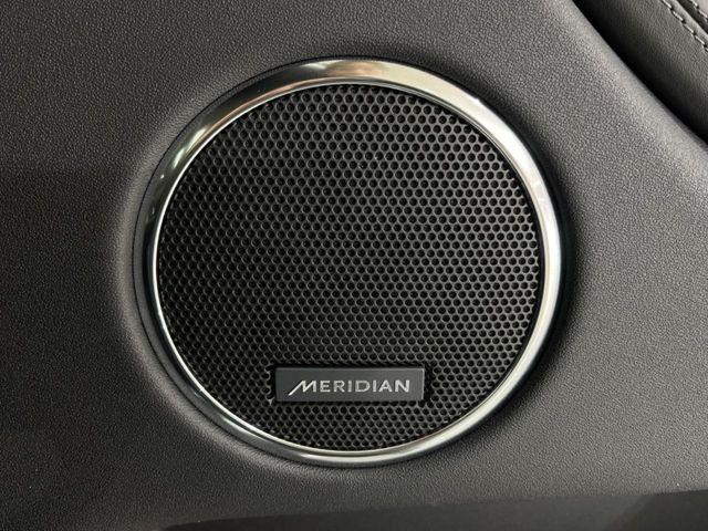 Land Rover Discovery Sport 11