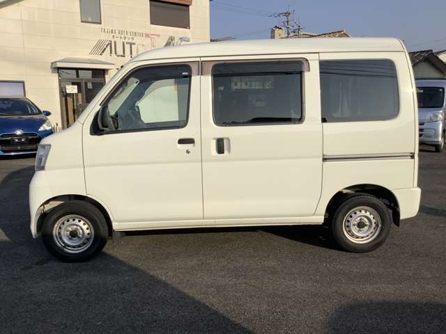 Daihatsu Hijet Cargo 11
