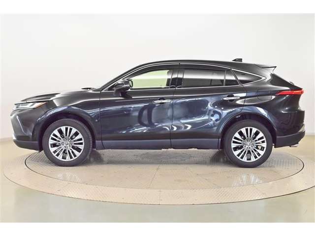Toyota Harrier 5