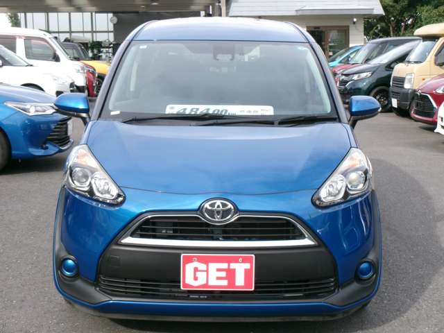 Toyota Sienta 7