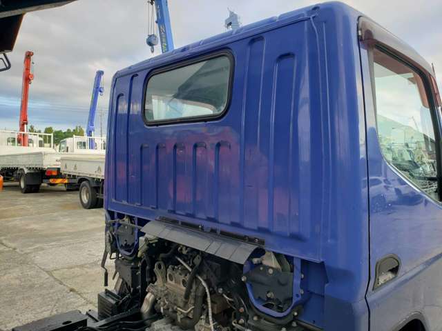 Mitsubishi Fuso Canter 11