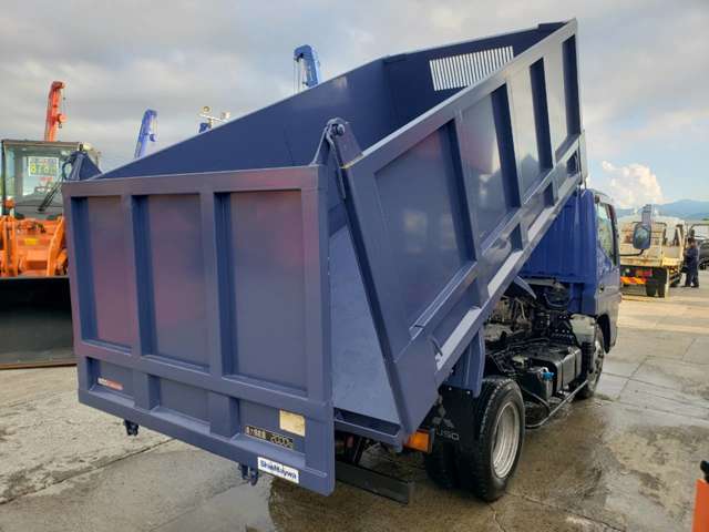 Mitsubishi Fuso Canter 10