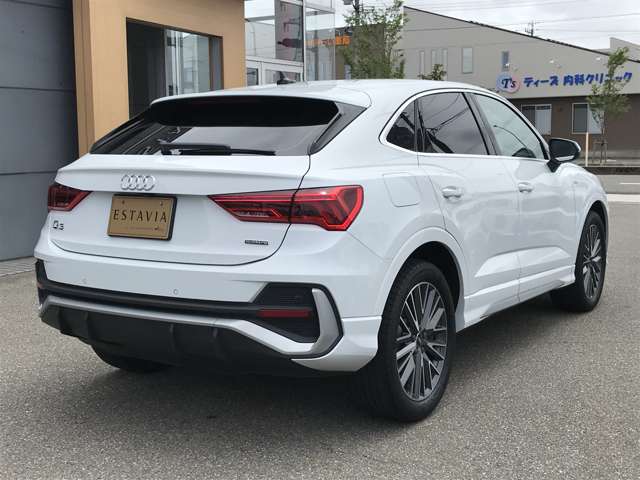 Audi Q3 Sportback 6