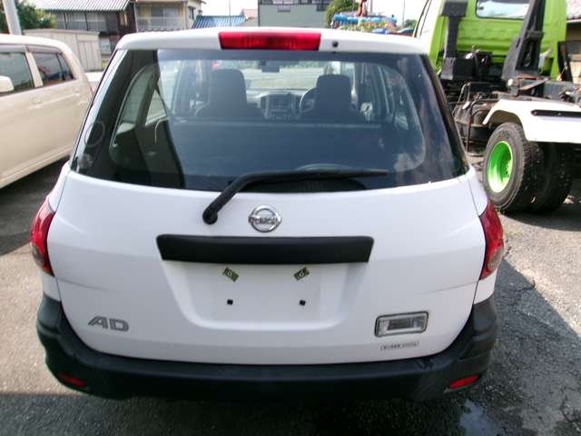 Nissan AD 3