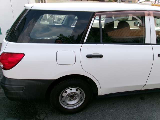 Nissan AD 6