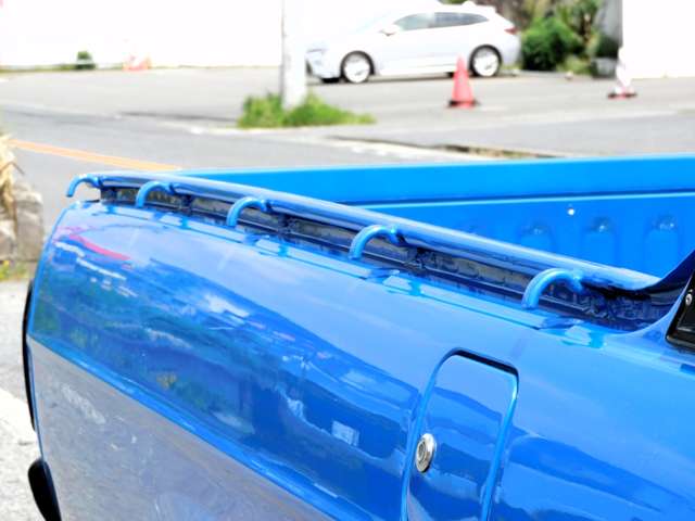 Nissan Sunny Truck 12