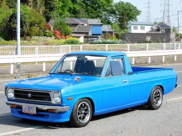 Nissan Sunny Truck 3