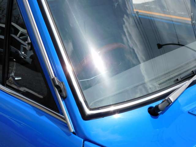 Nissan Sunny Truck 7