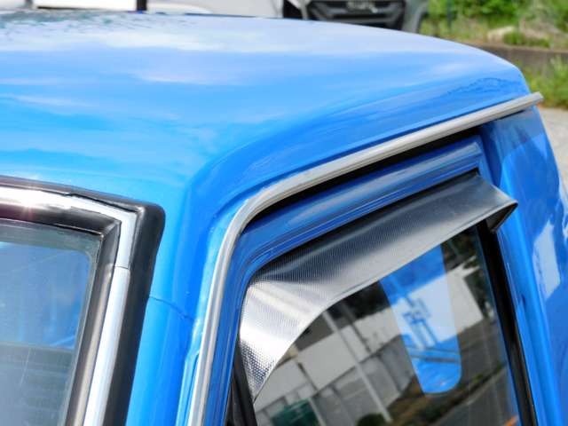 Nissan Sunny Truck 9