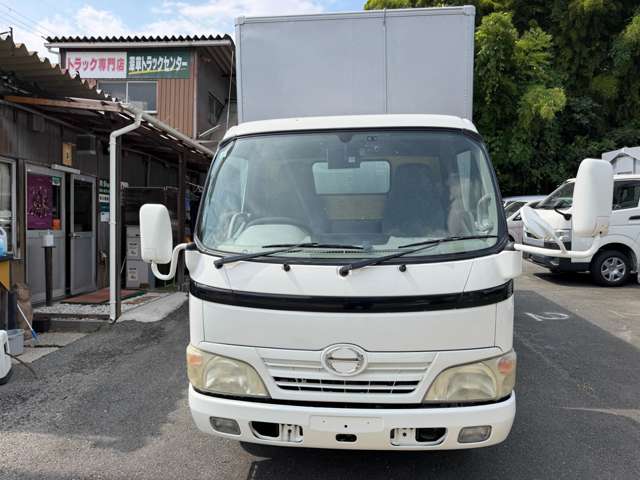 Hino Dutro 2
