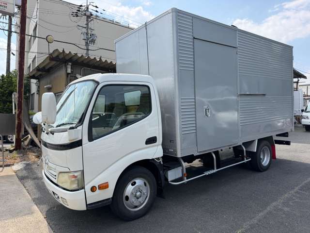 Hino Dutro 7