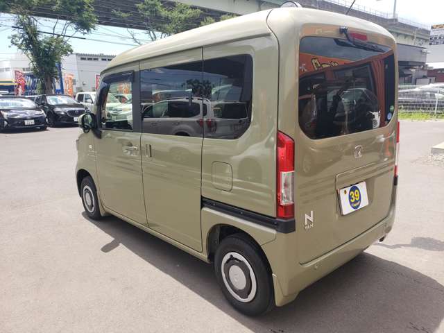 Honda N-VAN 12