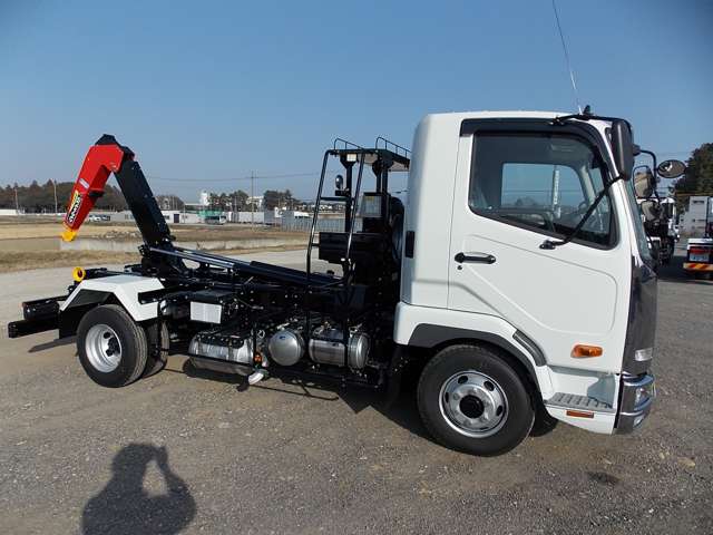 Mitsubishi Fuso Fighter 11
