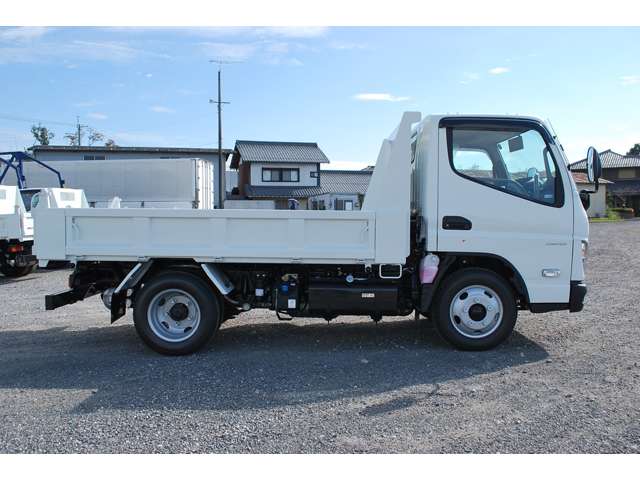 Mitsubishi Fuso Canter 4