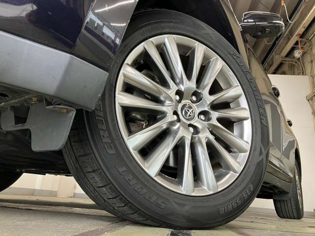 Toyota Harrier 7