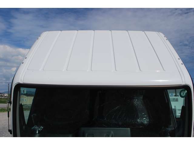 Mitsubishi Fuso Canter 8