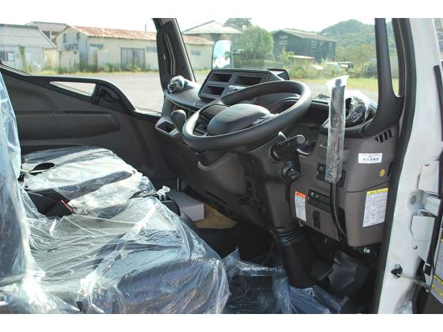 Mitsubishi Fuso Canter 10