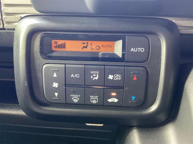 Honda N-VAN 9