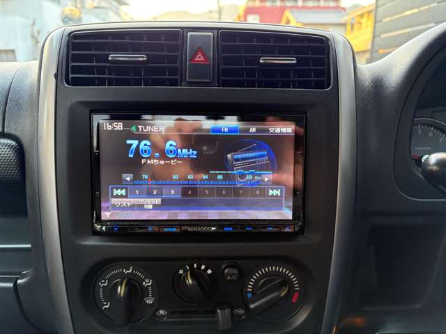 Mazda AZ-オフロード 12