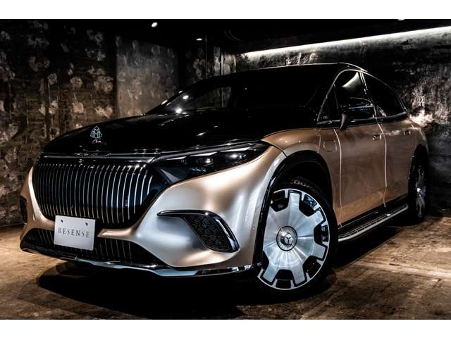Mercedes-Benz EQS SUV 12