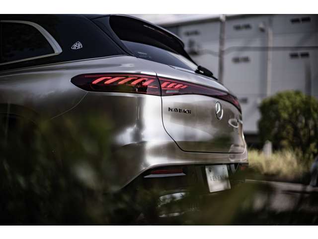 Mercedes-Benz EQS SUV 8
