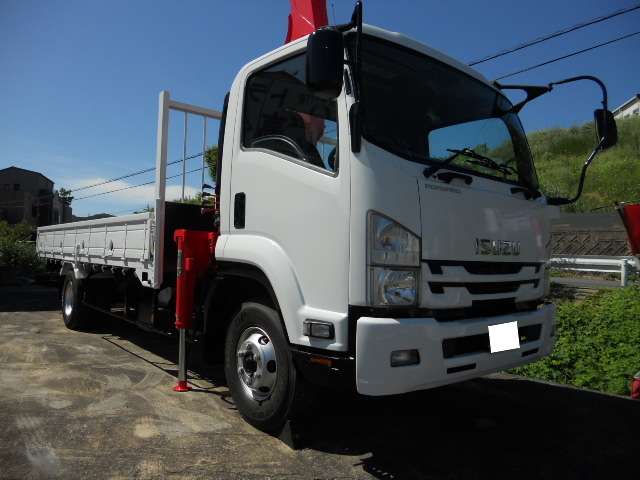 Isuzu Forward 2