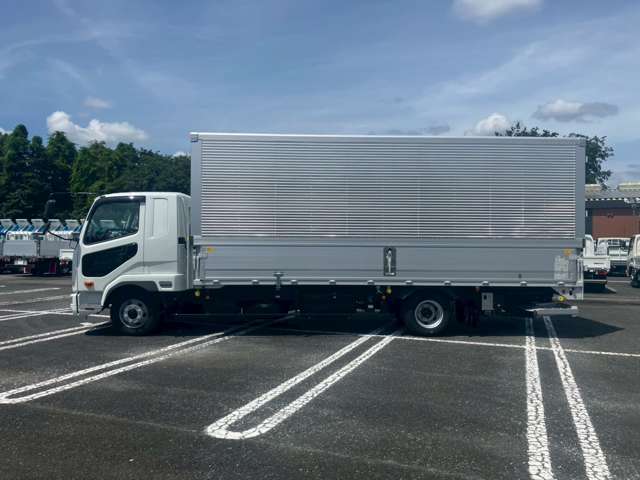 Mitsubishi Fuso Fighter 8