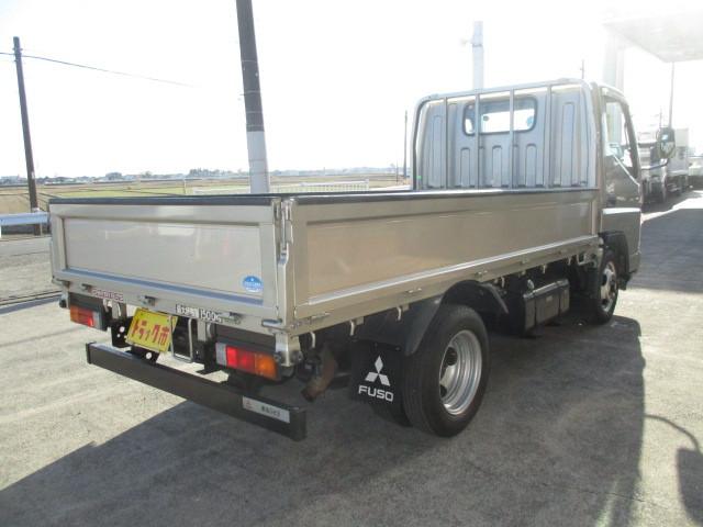 Mitsubishi Fuso Canter Guts 2