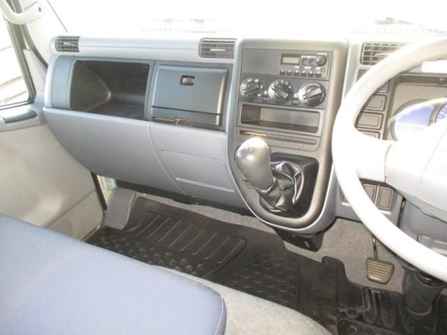 Mitsubishi Fuso Canter Guts 10