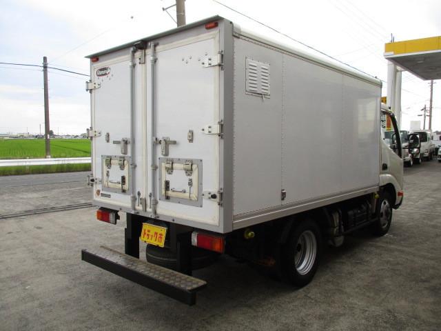 Hino Dutro 2