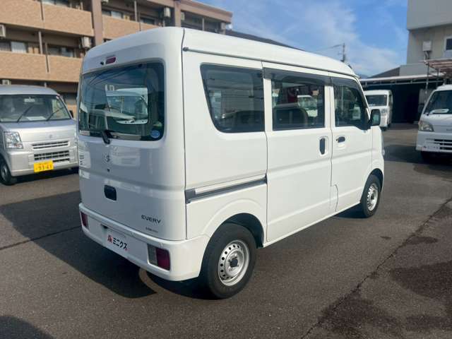 Suzuki Every 5