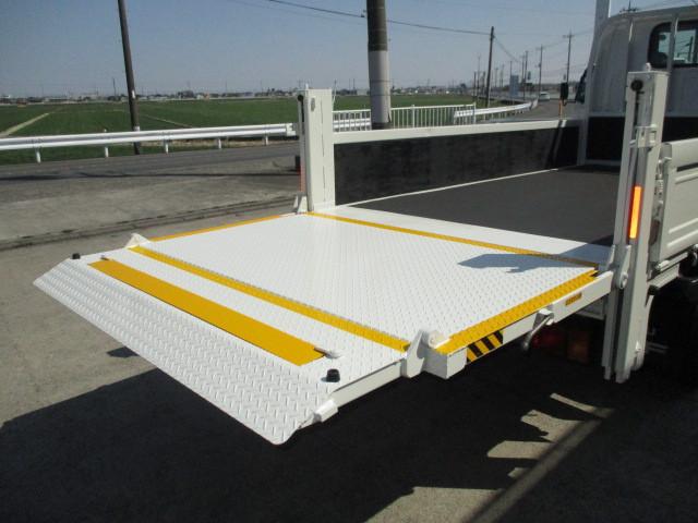 Isuzu Elf 5