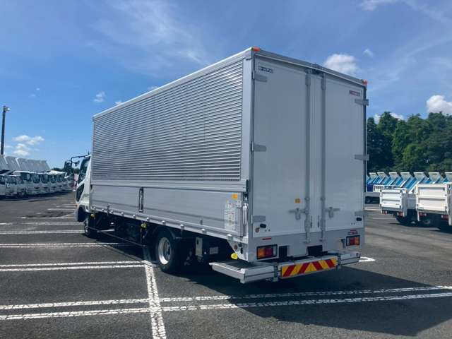 Mitsubishi Fuso Fighter 7