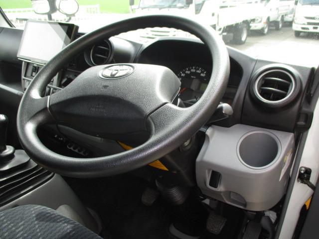 Toyota Toyoace 12