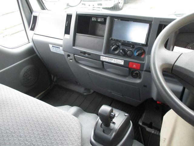 Isuzu Elf 9