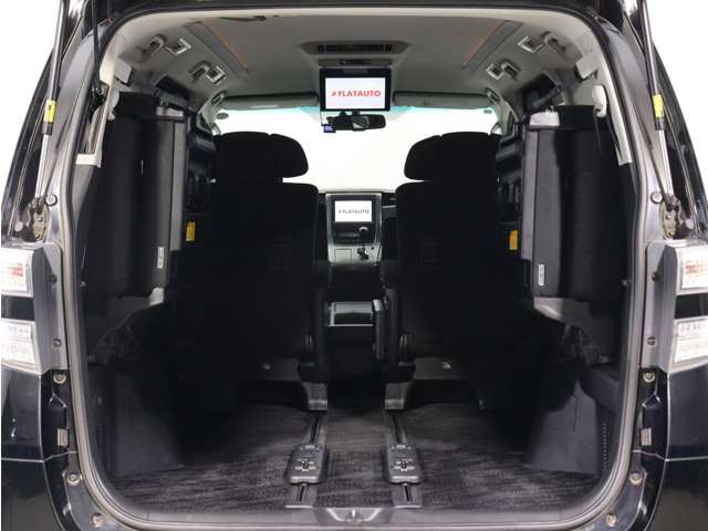 Toyota Vellfire 12