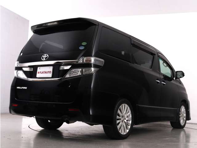Toyota Vellfire 9