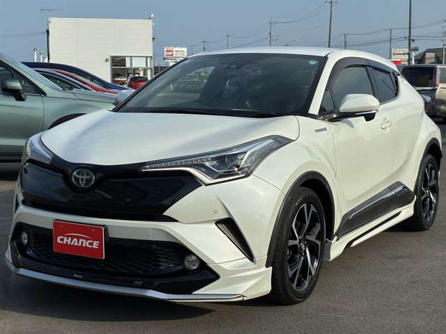 Toyota C-HR 4