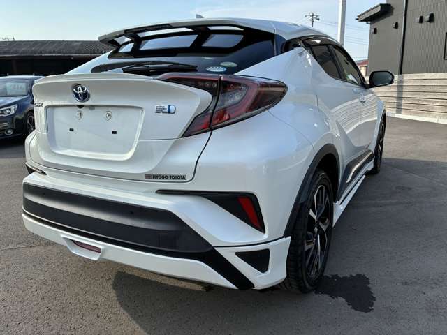 Toyota C-HR 8