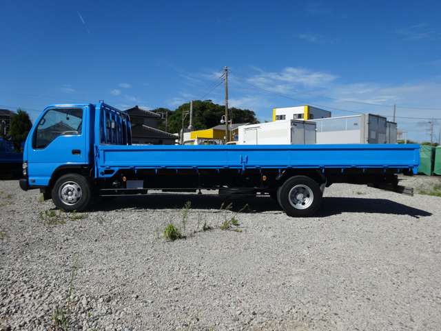 Isuzu Elf 11