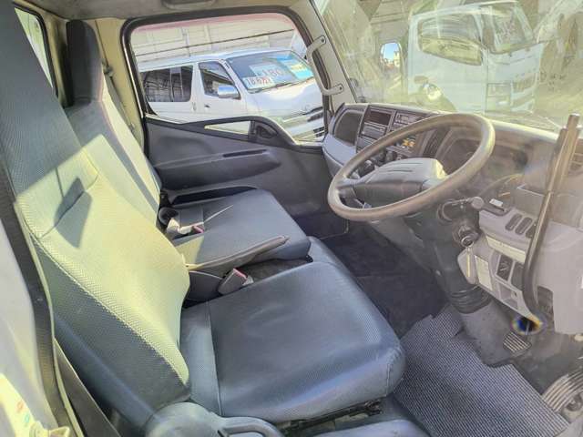 Mitsubishi Fuso Canter 11