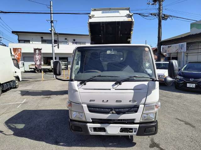 Mitsubishi Fuso Canter 3
